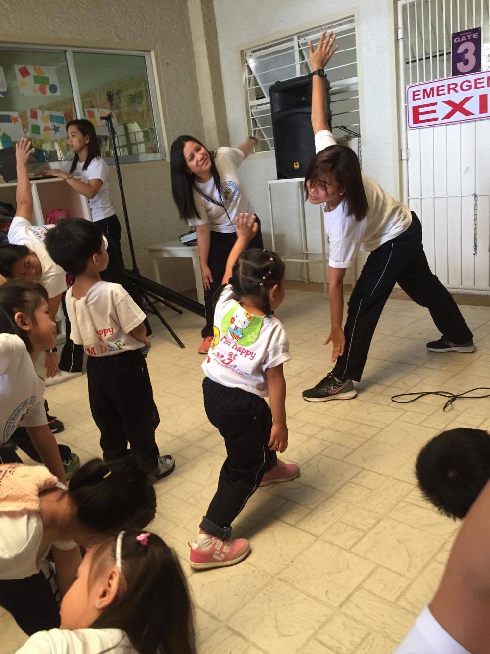 Sagradan preschoolers experience yoga Sagradan preschoolers experience yoga