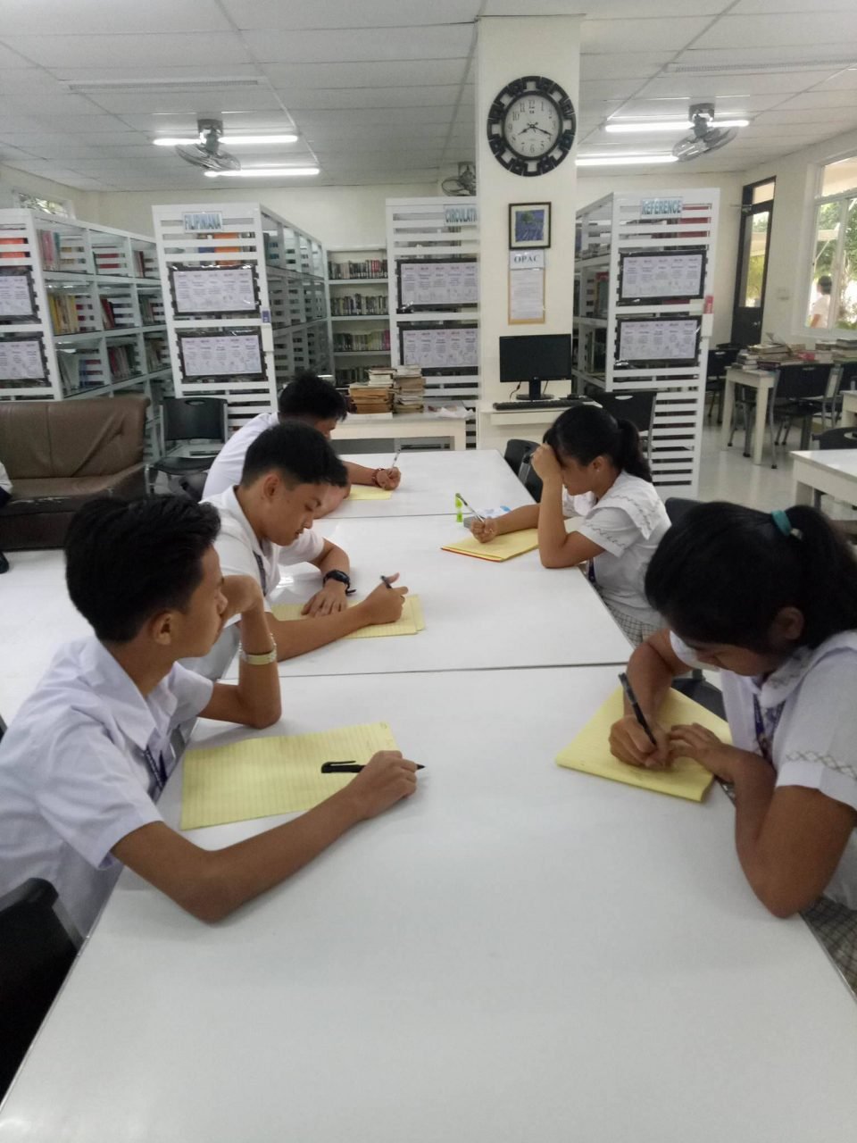 Paligsahan sa tula idinaos ng BukMaFil