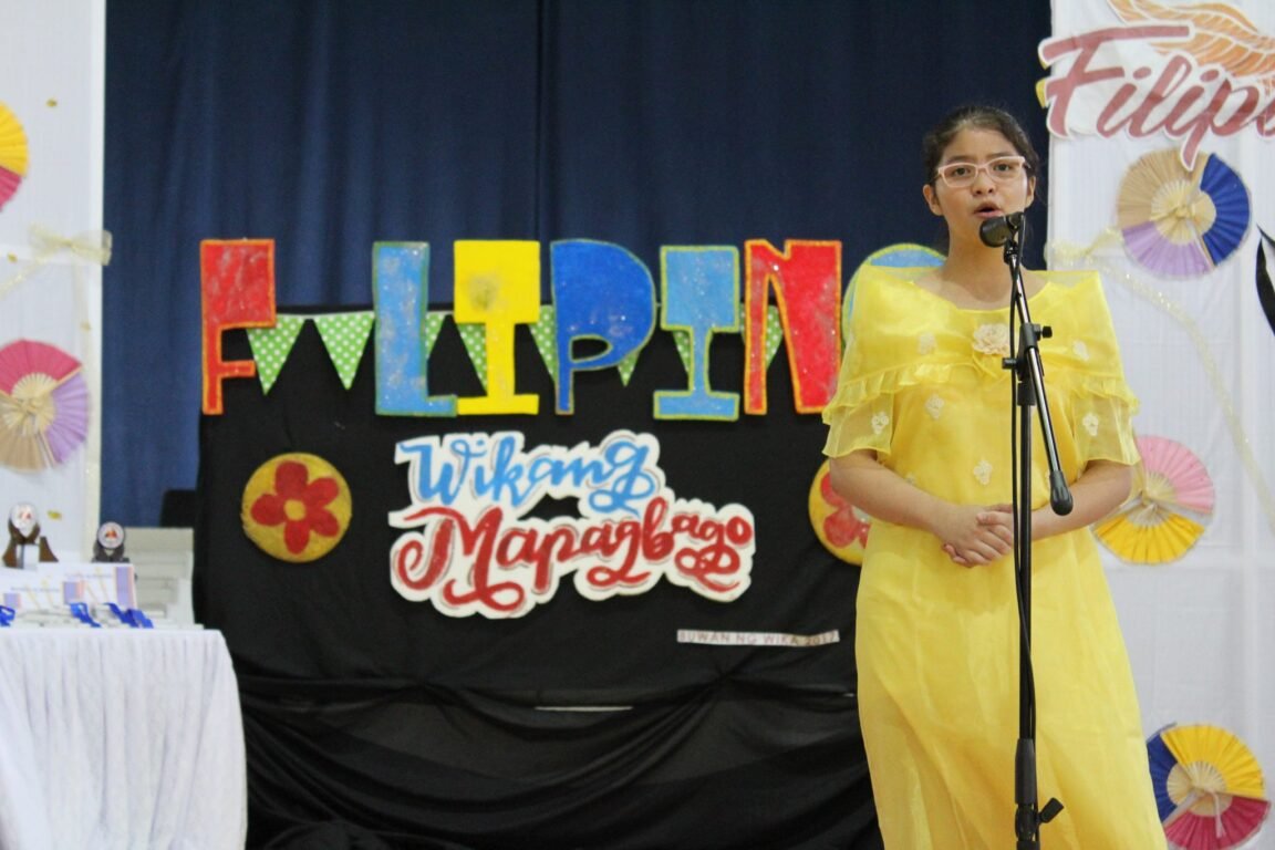 Ilang piling Sagradans, Nagpamalas ng husay sa Spoken Poetry | MDSF