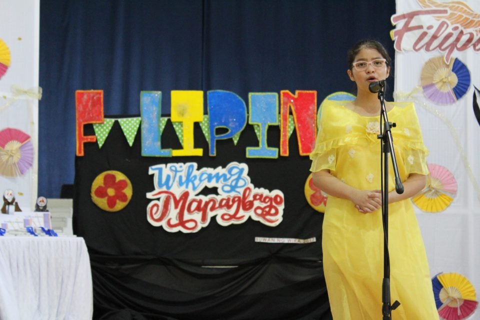 Ilang piling Sagradans, Nagpamalas ng husay sa Spoken Poetry | MDSF Ilang piling Sagradans, Nagpamalas ng husay sa Spoken Poetry | MDSF