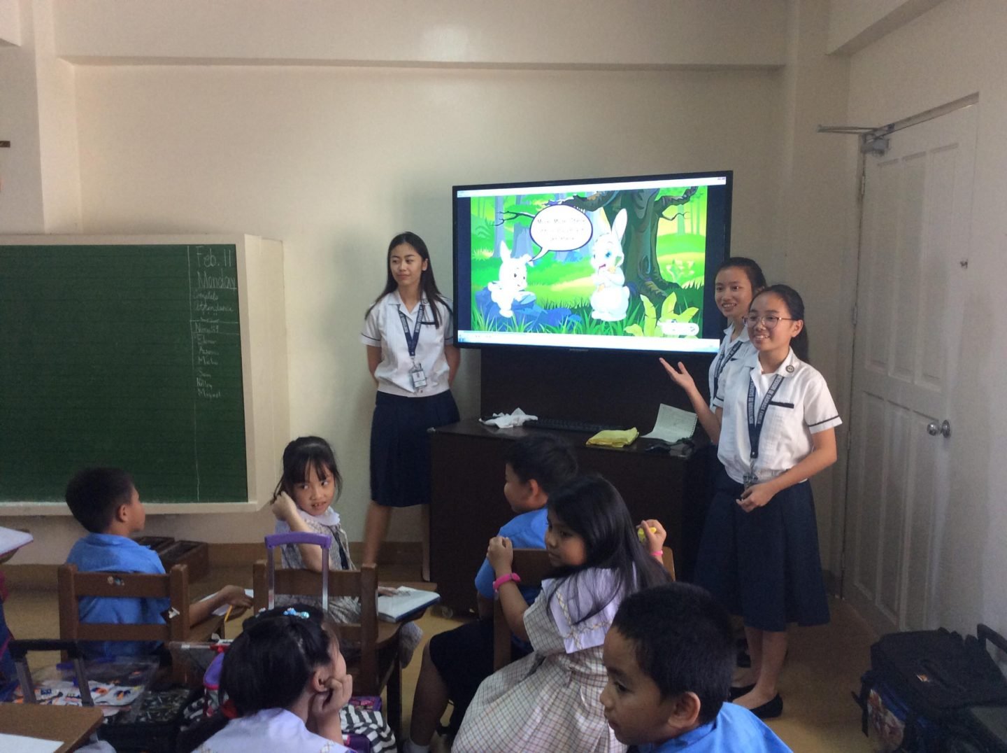 SHS holds interactive storytelling activities