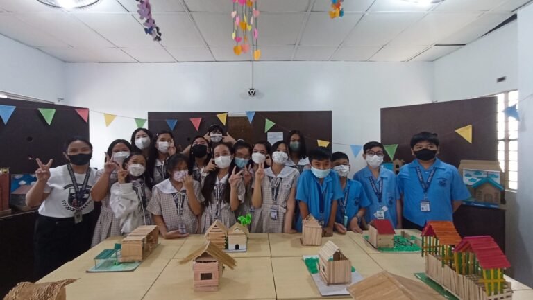 Elementary department caps off semester with exhibits, exciting activities | Montessori De Sagrada Familia, Inc.