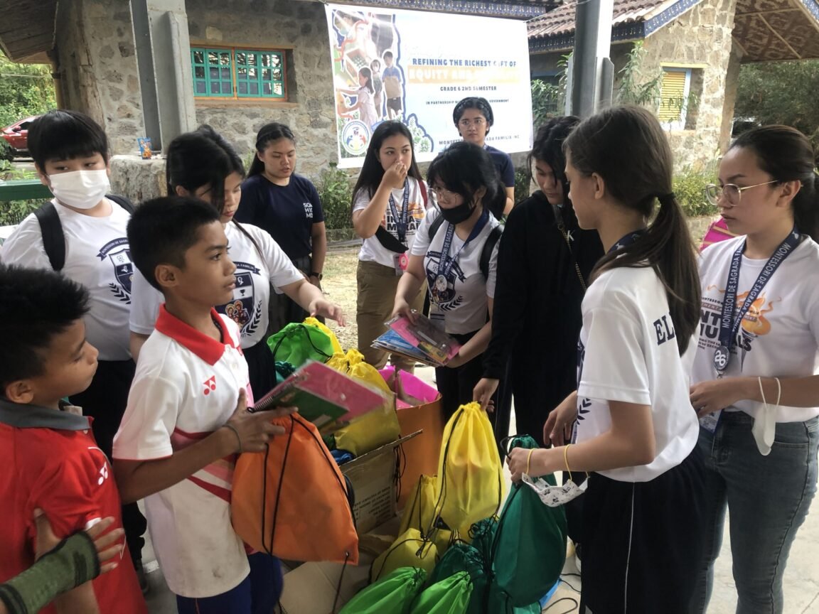 Volunteerism is at the Heart of Sagradan Students